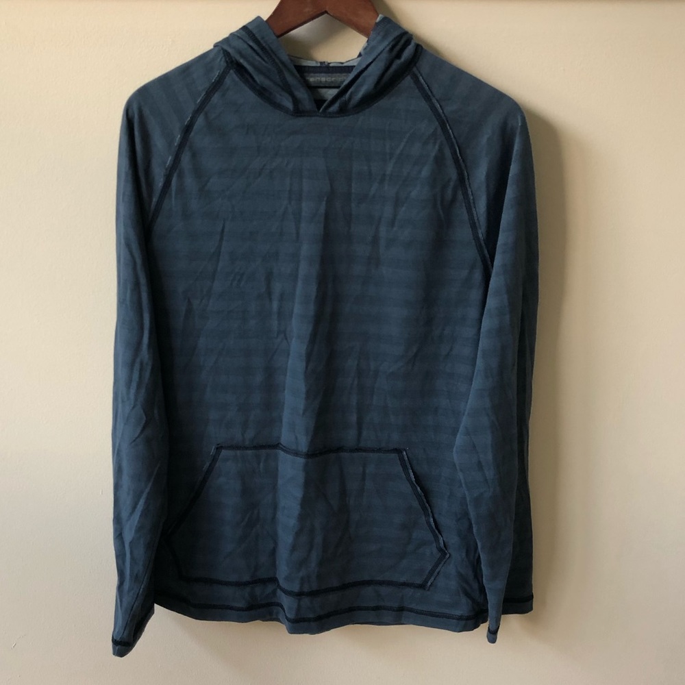 NWOT hooded cotton pullover
